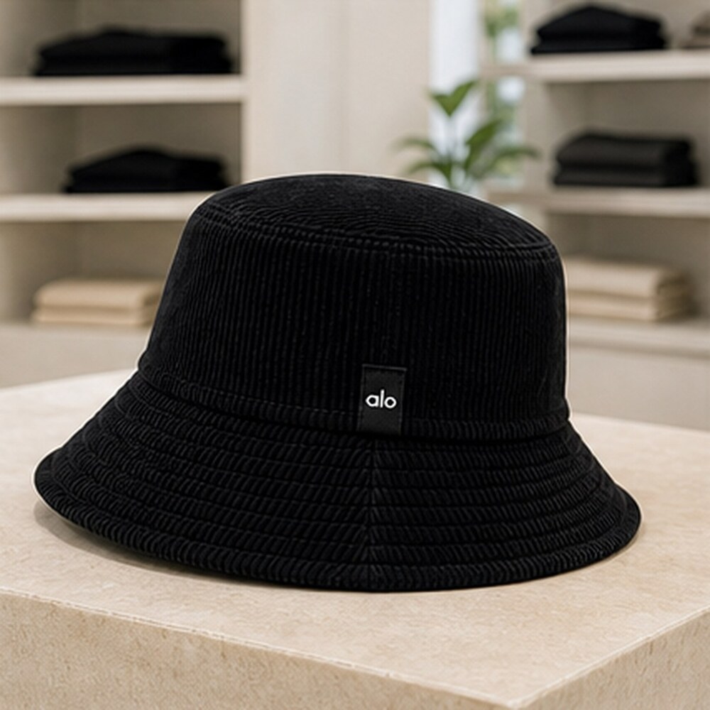 ALO Yoga Black Resort Bucket Hat NWT